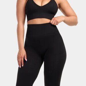 THRIVIN - Multi-Way Sculpt Seamless Top - Black - Medium - NWT